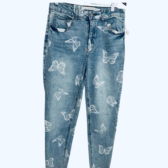 Tinseltown Blue Butterfly Ankle Jeans Size 11/12 - Picture 3 of 10